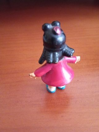 Figura PVC la pequeña Lulú 