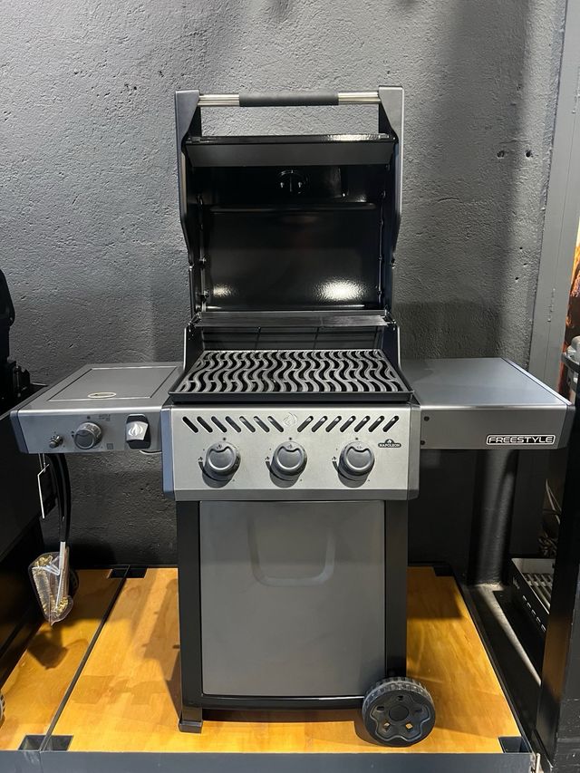 GRIGLIA A GAS NAPOLEON FREESTYLE 365 SIB