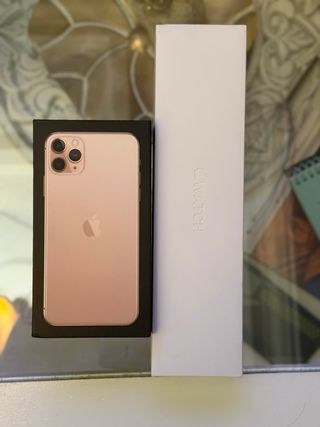Iphone 11 pro max 256GB + Appel wacht serie 6
