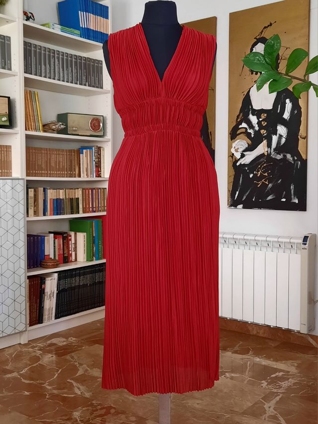 Vestido plisado rojo Mango