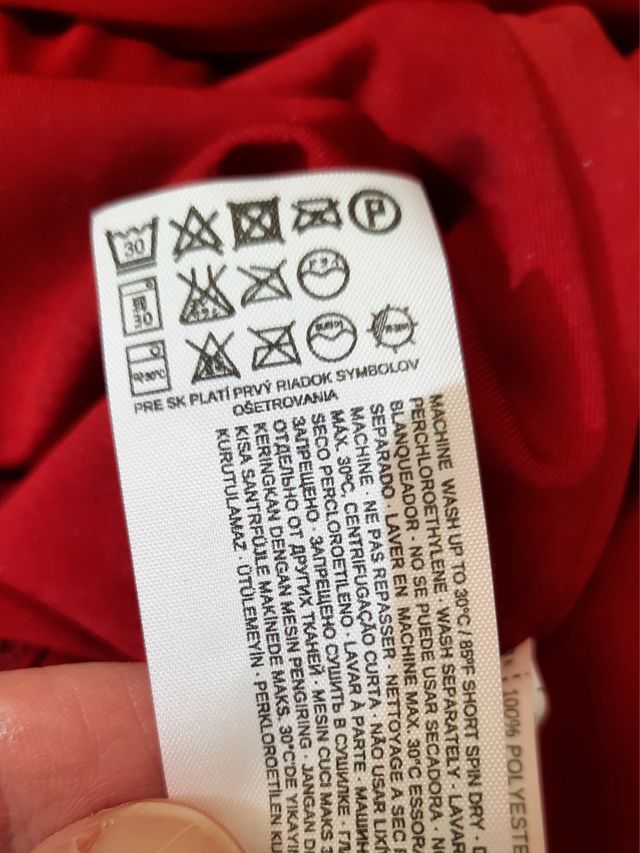 Vestido plisado rojo Mango