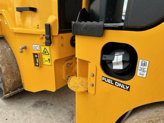 Rodillo compactador JCB CT260-120