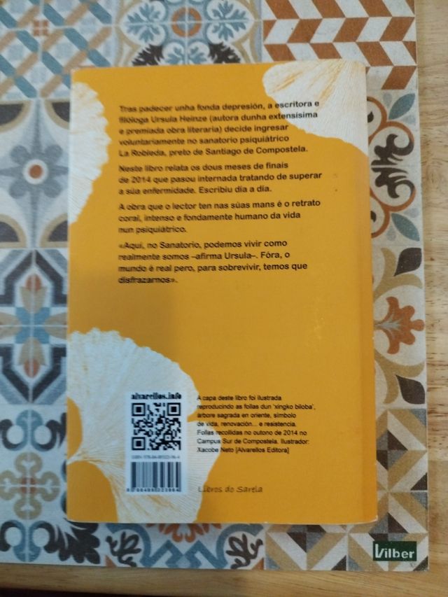 ...e os domingos un croissant. Úrsula Heinze