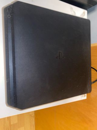 Playstation 4 Slim
