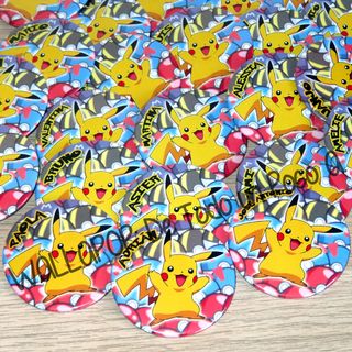 Chapas o imanes Pikachu