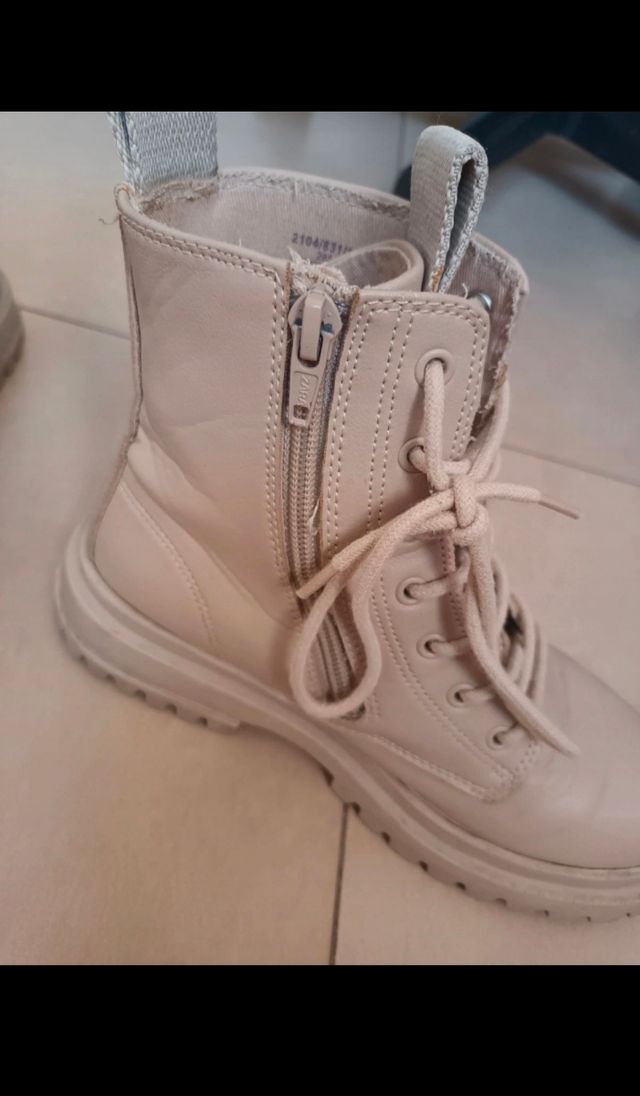 Botas track beige 