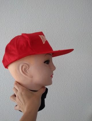 Gorra roja Brooklyn unisex 
