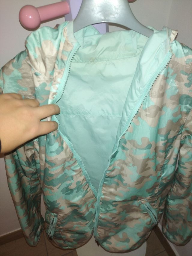 Giacca a vento verde acqua