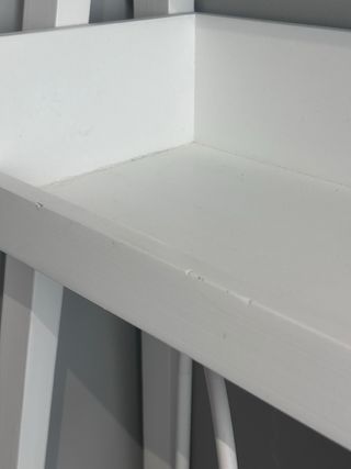 Escritorio blanco con estanterias Banak