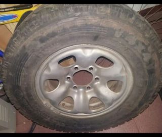 Rueda Nissan Terrano 