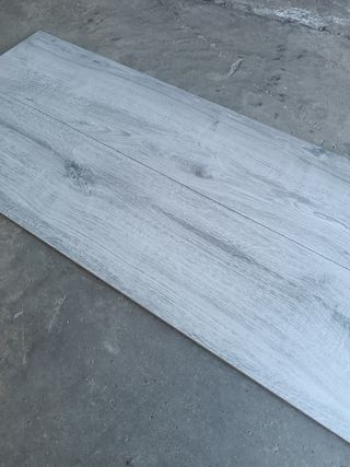 OFERTA !!! 23 X 120 GRIS MADERA 