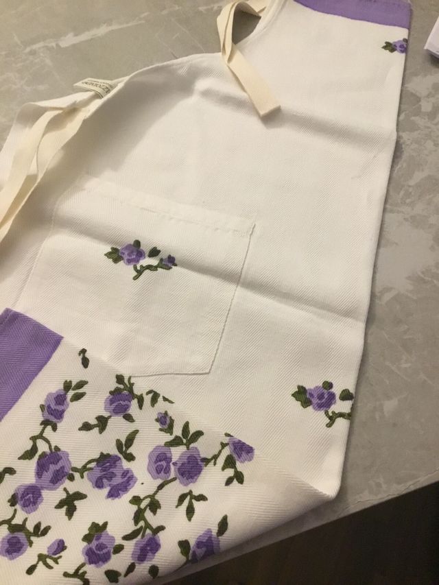 grembiule con pettorina stampa a mano