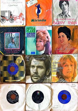 LOTE 64 VINILOS SINGLES - MUSICA