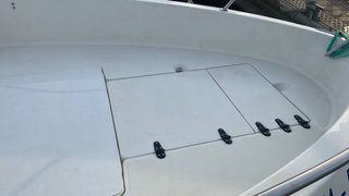 Barco de motor Beneteau