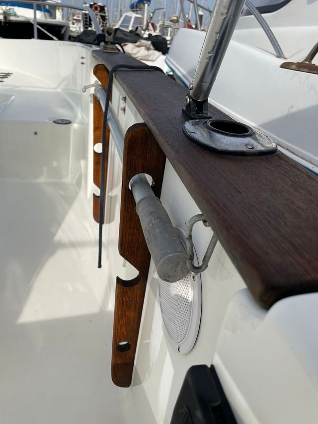 Barco de motor Beneteau