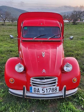 Citroen aks 400 1971 con ITV hasta 2029