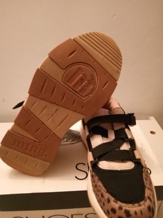 Tenis Mustang mujer,talla 37