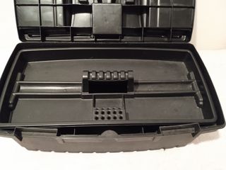 Caja de plástico para guardar herramientas