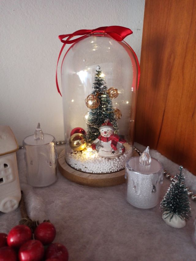 Jarrón de cúpula y luz