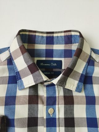 Camisa de cuadros de Massimo Dutti.