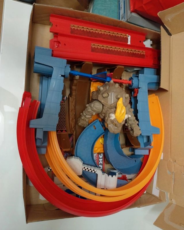 Pista bowser hotwheels