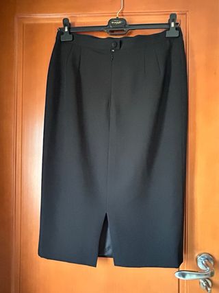 FALDA TALLA 46 NEGRA