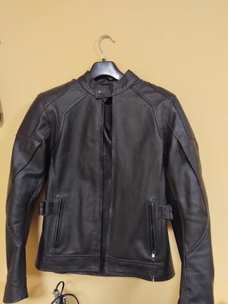 Chaqueta protección moto.