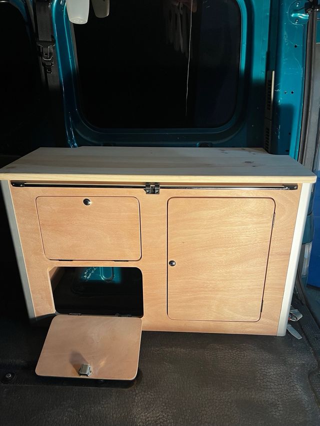 Muebles camper “Opel Vivaro”