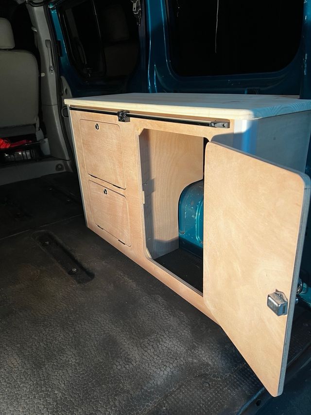 Muebles camper “Opel Vivaro”