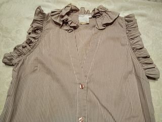 Blusa marca Imperial talla S 