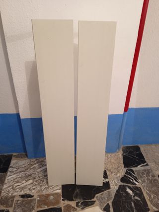 Baldas de madera (para pared) verde claro.