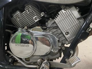 Moto Kymco Venox 250 + recambios