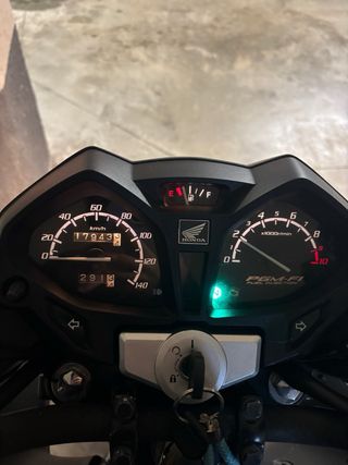 HONDA CB125F