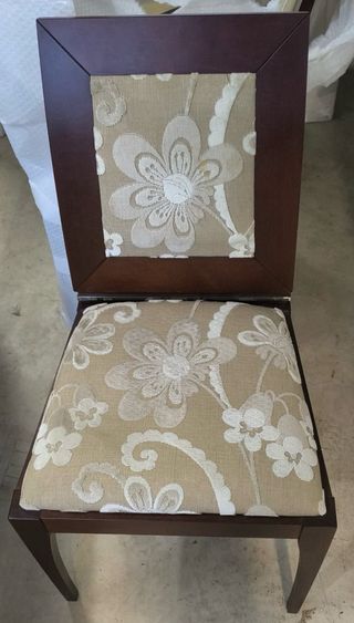 CONJUNTO MESA PLEGABLE Y DOS SILLAS