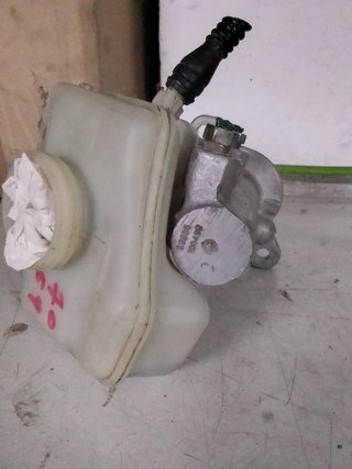 Bomba de freno Opel corsa 2004