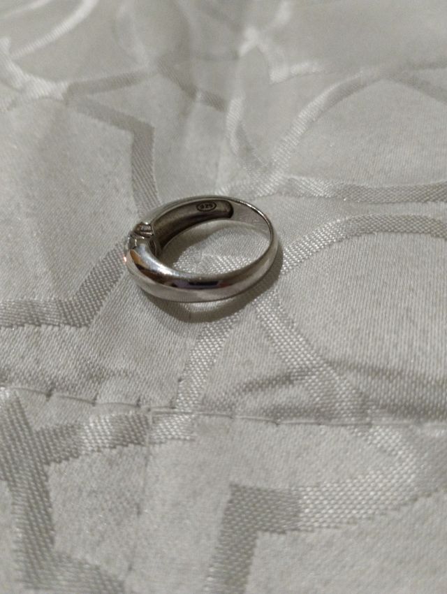 Anillo de Plata y circonita