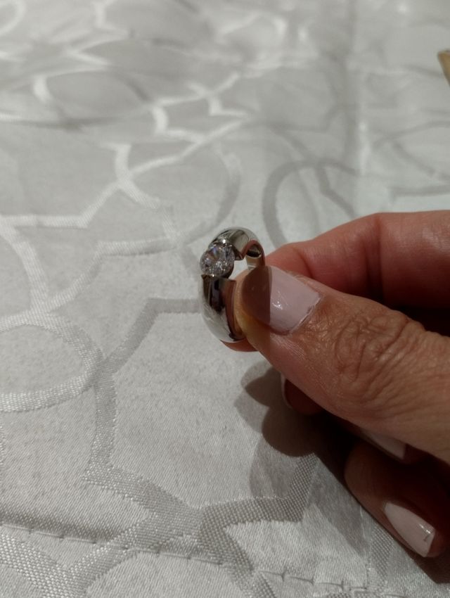 Anillo de Plata y circonita
