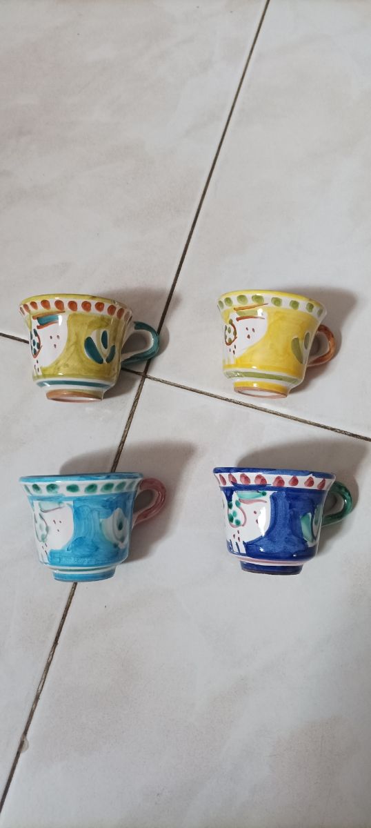 Set 4 tazzine+ vassoio in ceramica vietrese