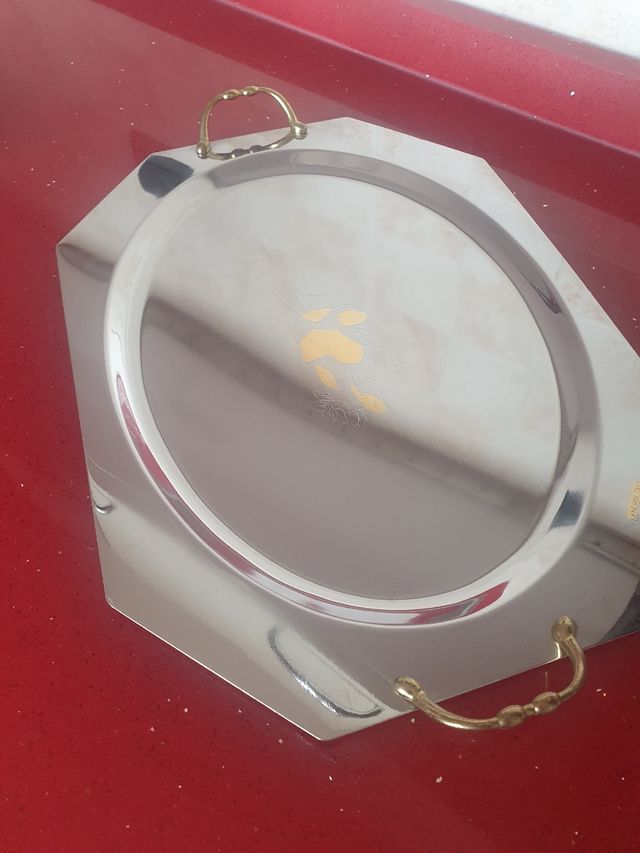 Vassoio acciaio e oro