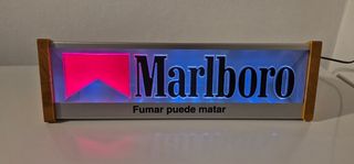 Cartel iluminado Marlboro