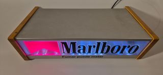 Cartel iluminado Marlboro