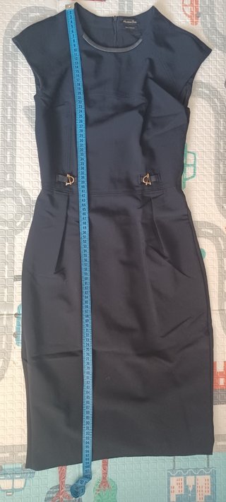 Vestido muy bonito de Massimo Dutti