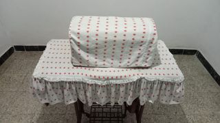 Máquina de coser y bordar