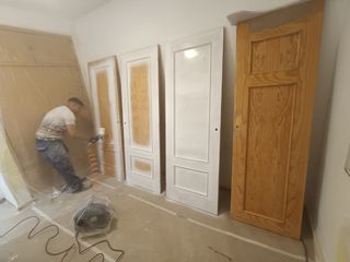 Carpintería, fontanería, electricidad y pintura