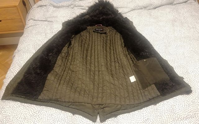 Parka con capucha desmontable T38