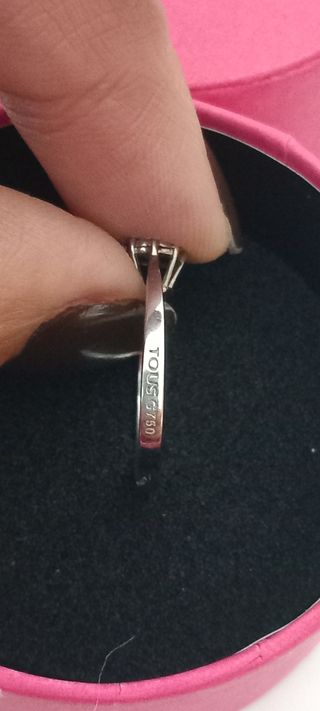 Anillo solitaro rosetón tous