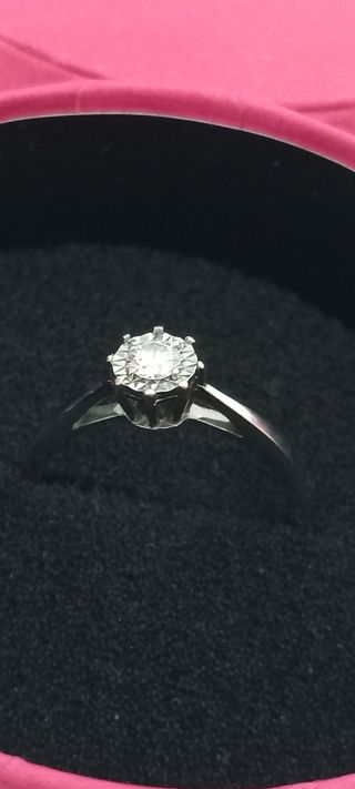 Anillo solitaro rosetón tous