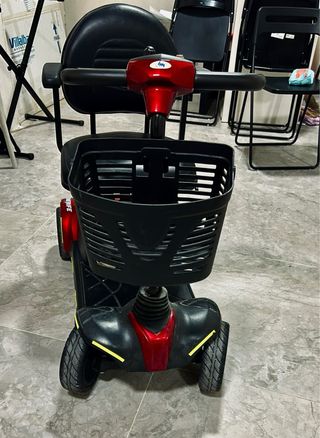 Scooter de 4 ruedas marca Tenerife 