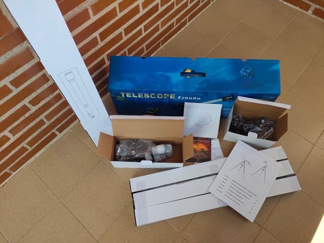 Set telescopi Omegon AC 60/700 AZ-1