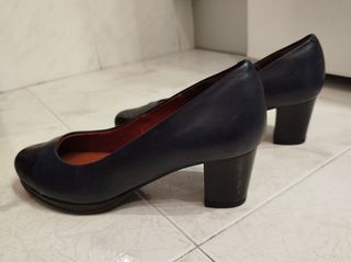 Zapatos Salón en piel NUEVOS